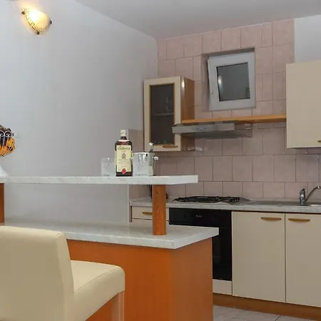 House Side Sunset- Four Bedroom House With Pool And Sea View Feriehus Prigradica