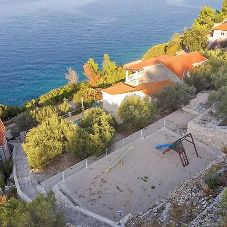 Feriehus House Side Sunset- Four Bedroom House With Pool And Sea View Prigradica