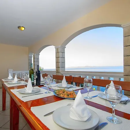 House Side Sunset- Four Bedroom House With Pool And Sea View