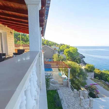 House Side Sunset- Four Bedroom House With Pool And Sea View *