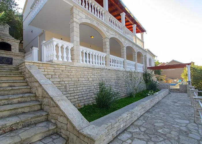 House Side Sunset- Four Bedroom House With Pool And Sea View Σπίτι διακοπών Prigradica