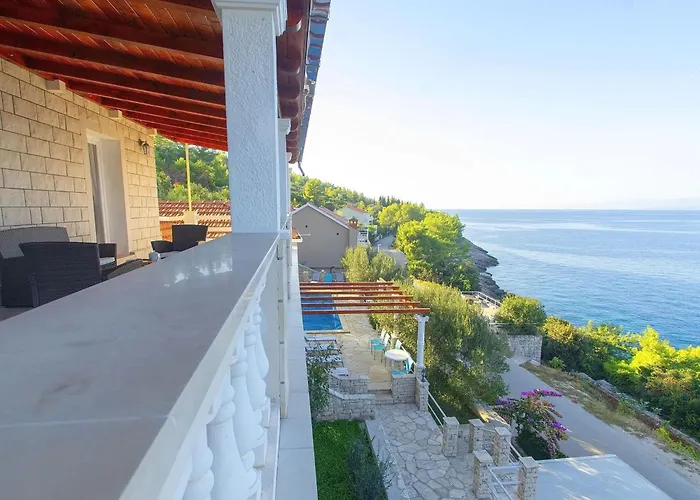 House Side Sunset- Four Bedroom House With Pool And Sea View *