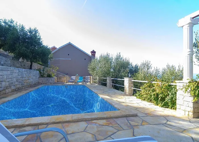 House Side Sunset- Four Bedroom House With Pool And Sea View Σπίτι διακοπών Prigradica