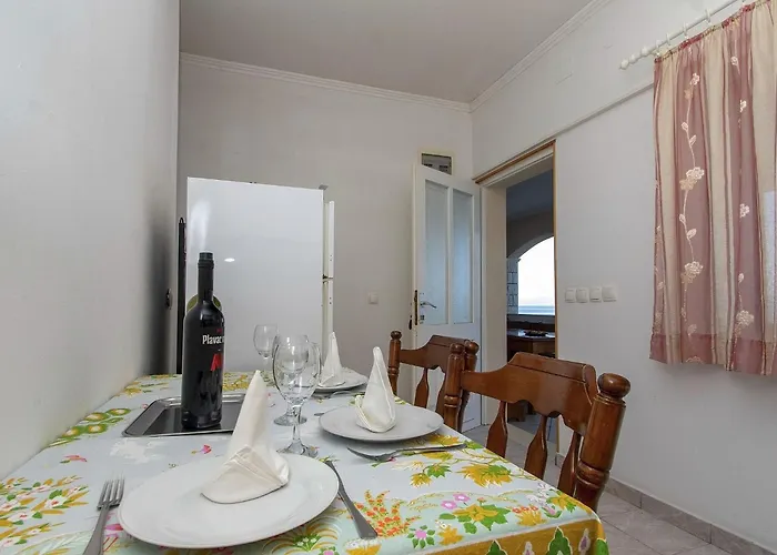 House Side Sunset- Four Bedroom House With Pool And Sea View Σπίτι διακοπών Prigradica