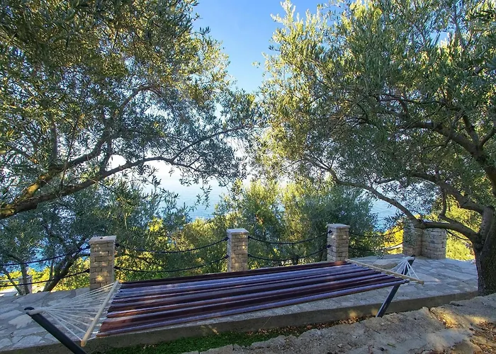 Σπίτι διακοπών House Side Sunset- Four Bedroom House With Pool And Sea View